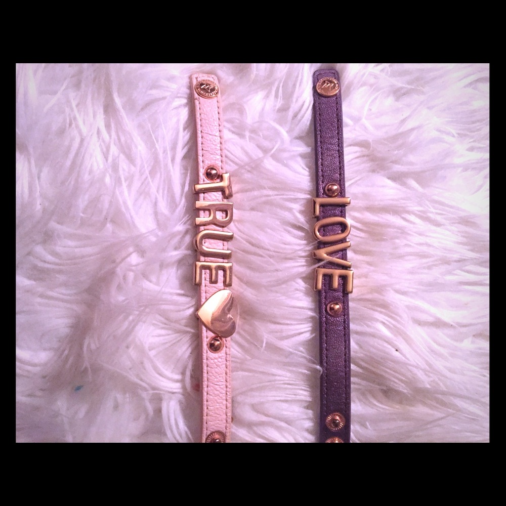 BCBG Positive Affirmation Bracelets Love